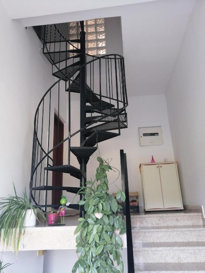 Gortanova br.9. Pula Exterior foto